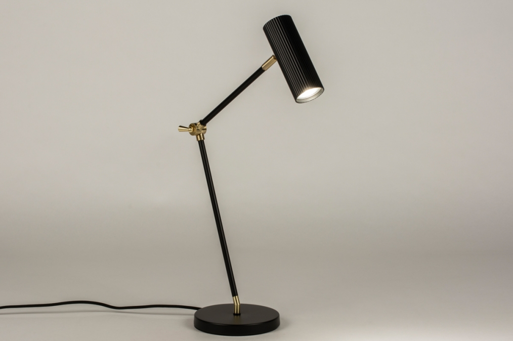 Stolní minimalistická lampa Veritage Black 